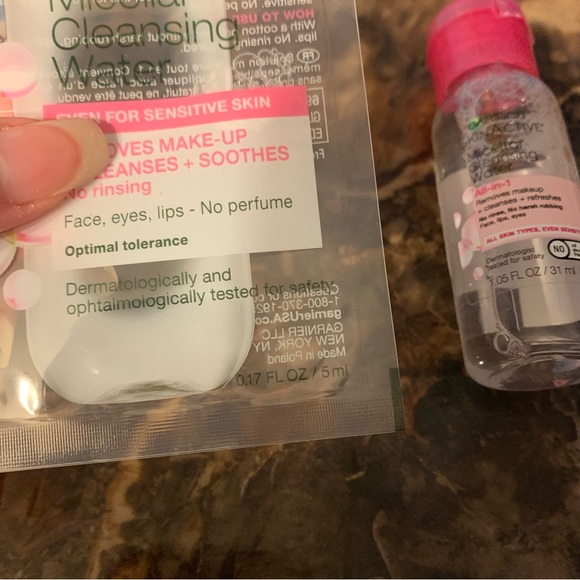 Garnier Skinactive Micellar Cleansing Water All-in-1 travel set - Picture 3 of 9
